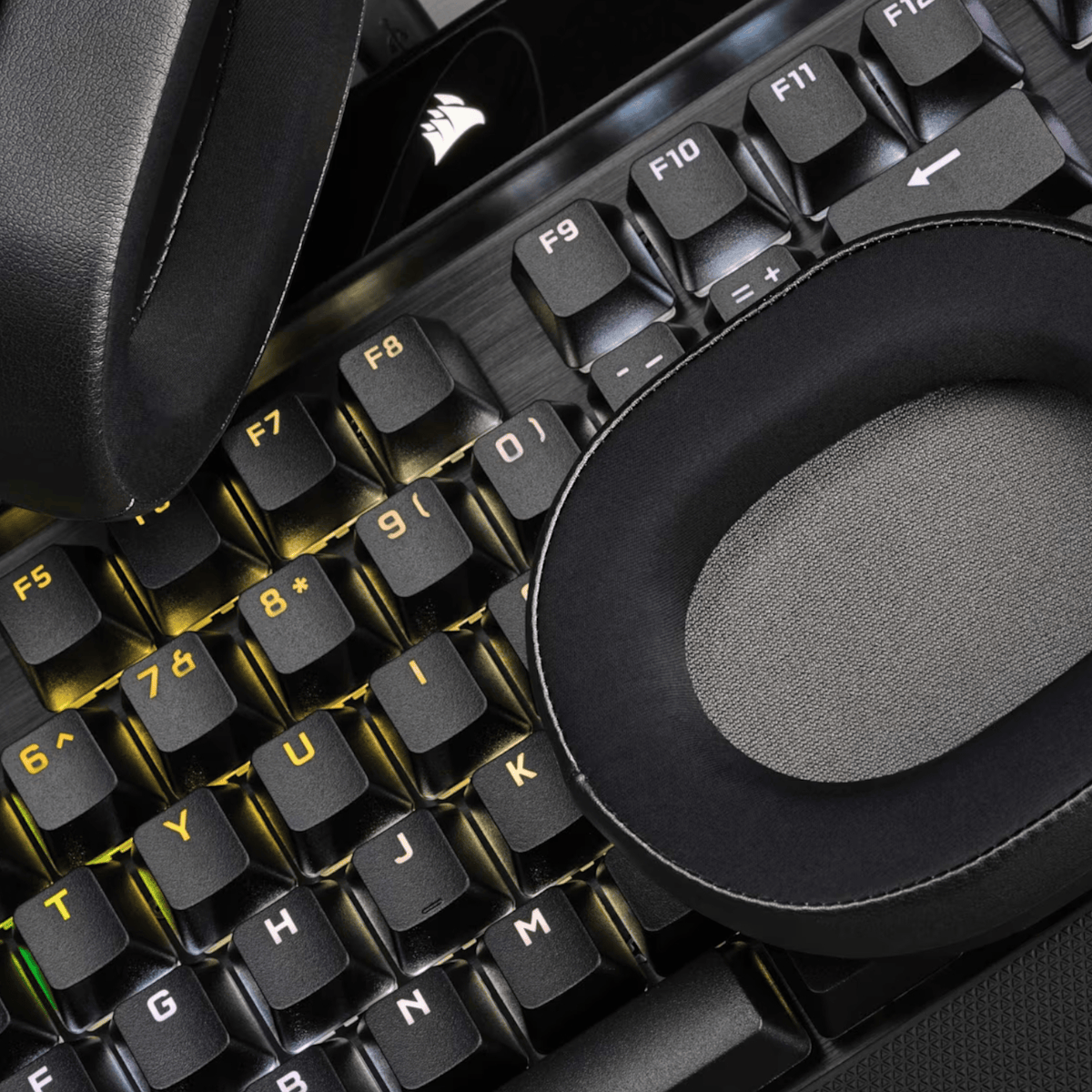 Corsair HS65 SURROUND Wired Gaming Headset — Carbon (AP)
