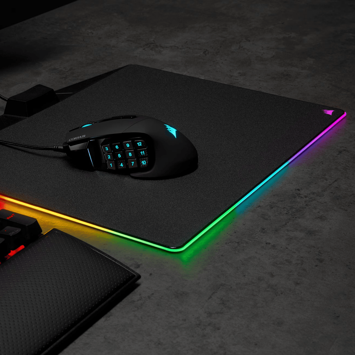 Corsair SCIMITAR RGB ELITE Optical 18 000 DPI MOBA/MMO Gaming Mouse - Black