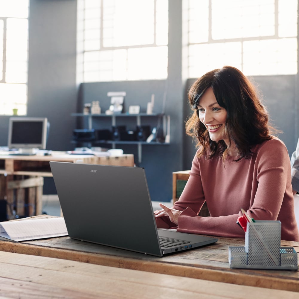Acer Extensa 15.6" Laptop | Intel Core i5-1235U| 8GB DDR4 | 1024GB NVMe | Intel Graphics | Windows 11 Home